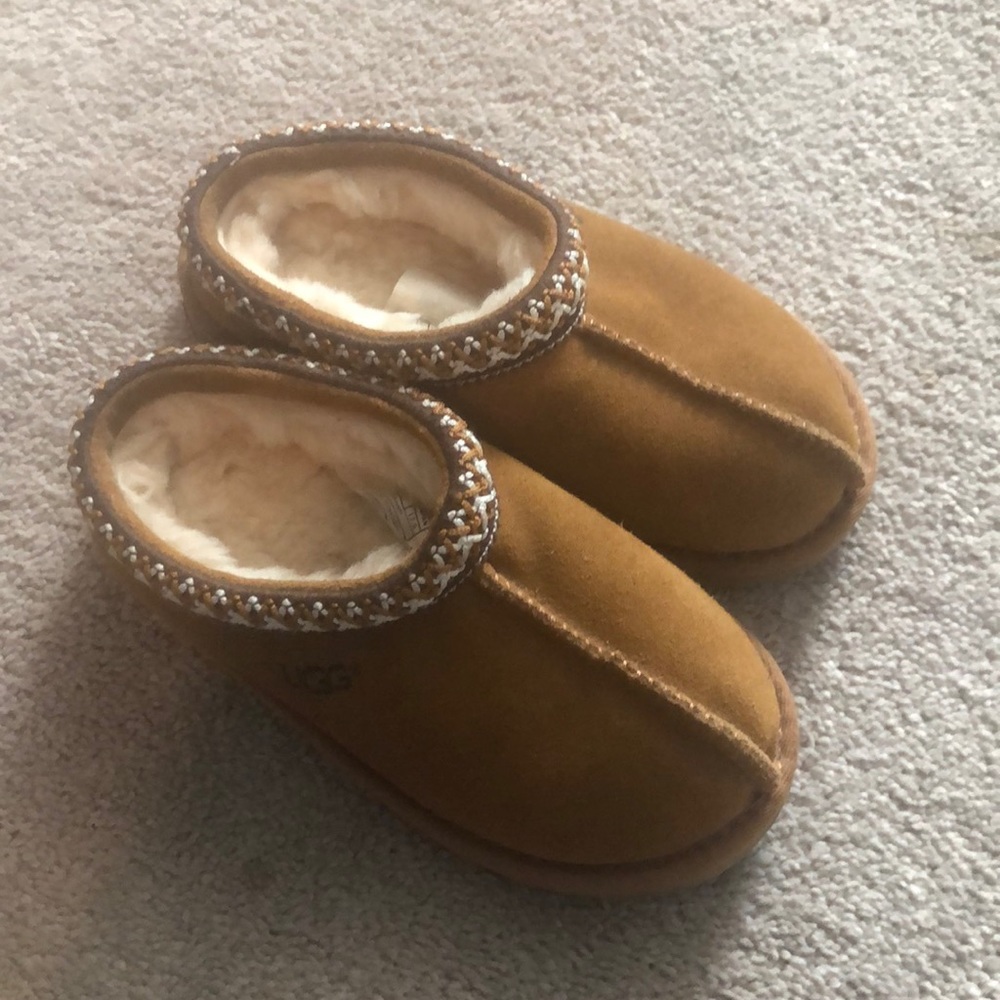 EUC - UGG - Tasman Slippers - Toddler 11